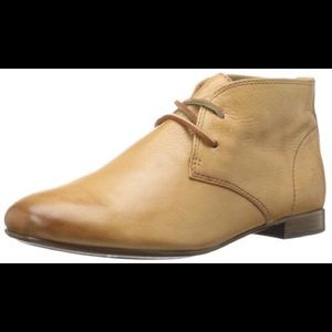 Frye Jillian Chukka Boots Tan Leather size 7.5
